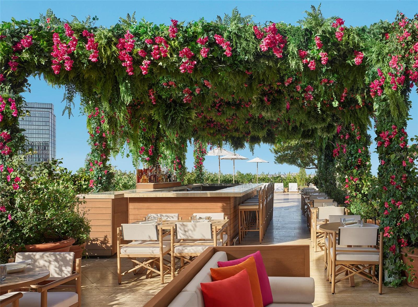THE TAMPA EDITION RESIDENCES - Residential
