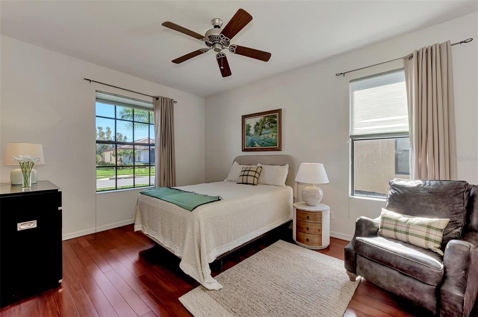 VENETIAN FALLS PH 2 - Residential