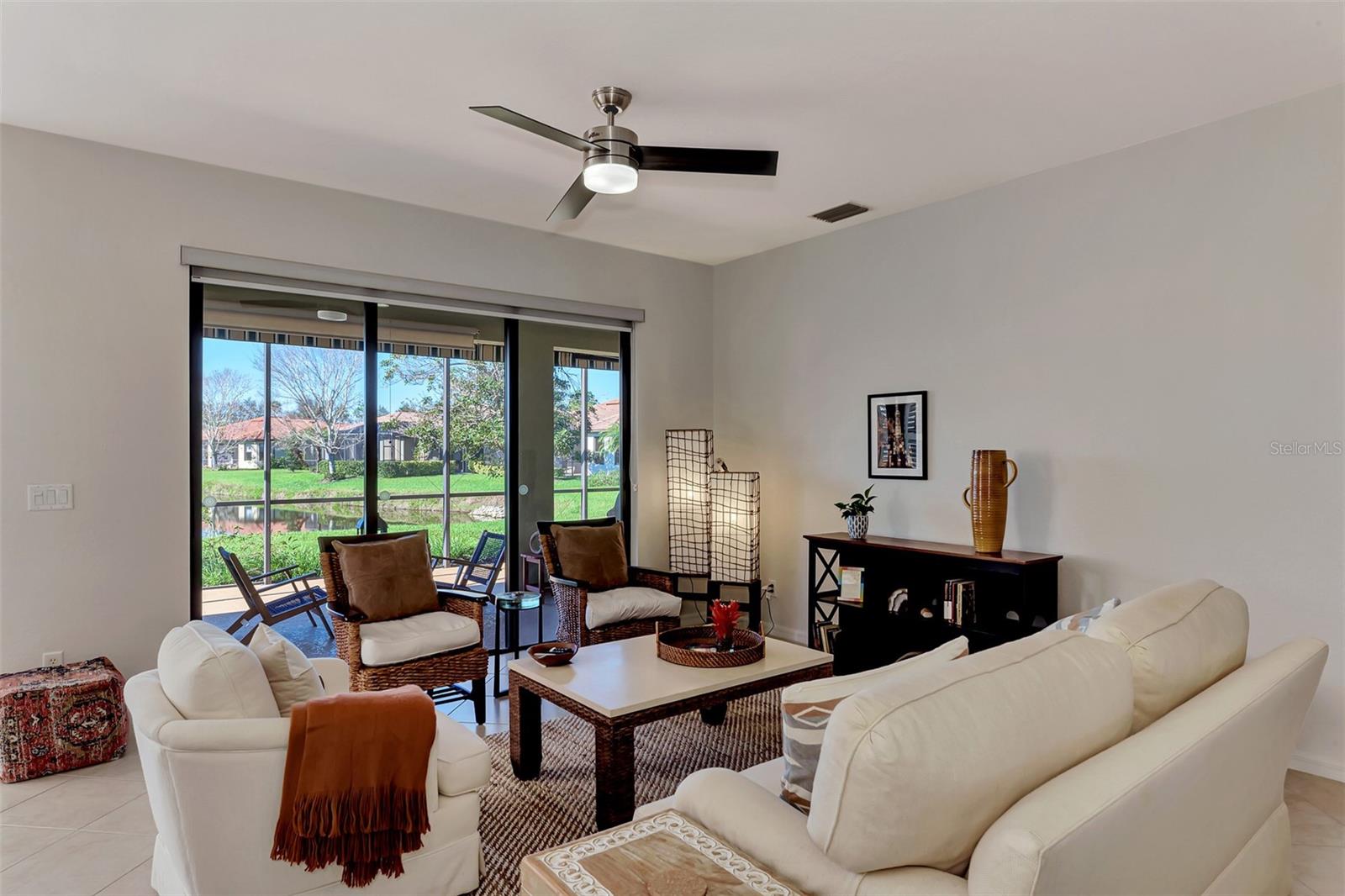 VENETIAN FALLS PH 2 - Residential