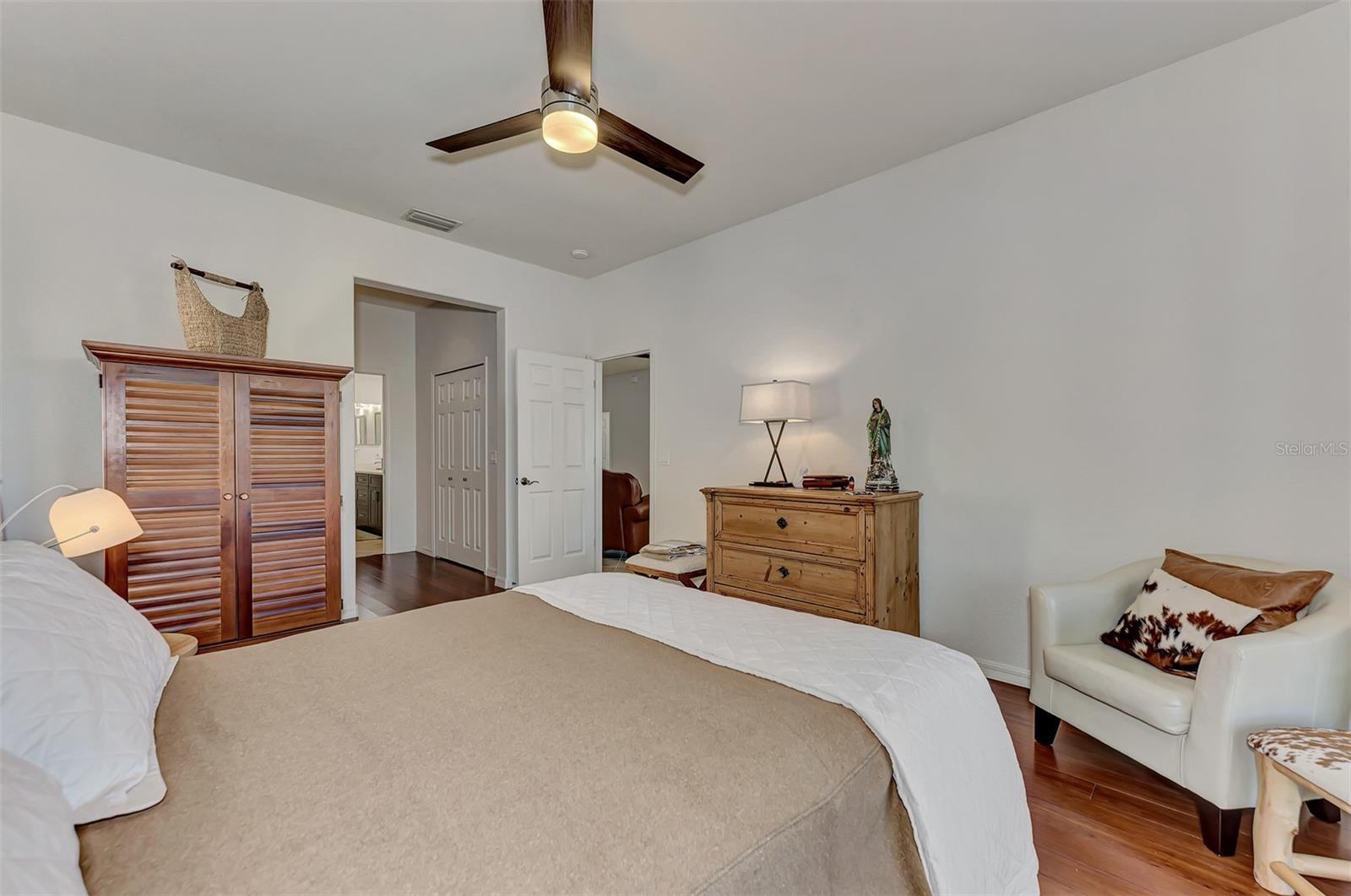 VENETIAN FALLS PH 2 - Residential