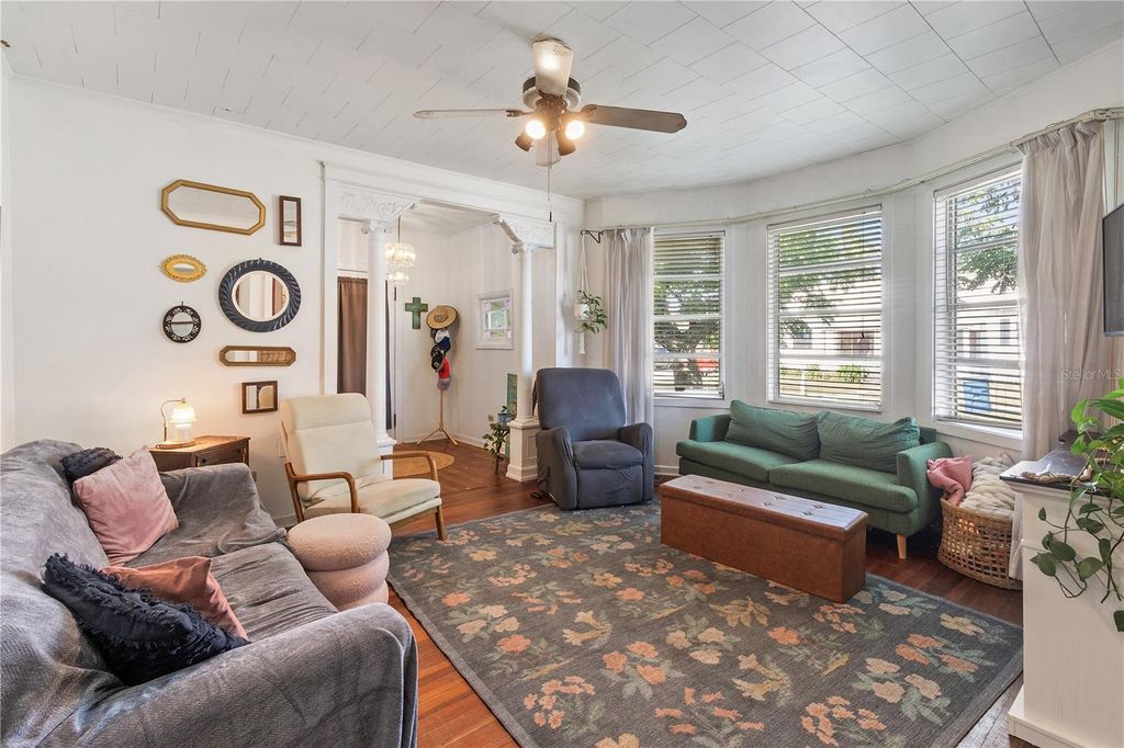 Photo of 202 E Badcock Boulevard, Mulberry, FL 33860 (MLS # L4954515)