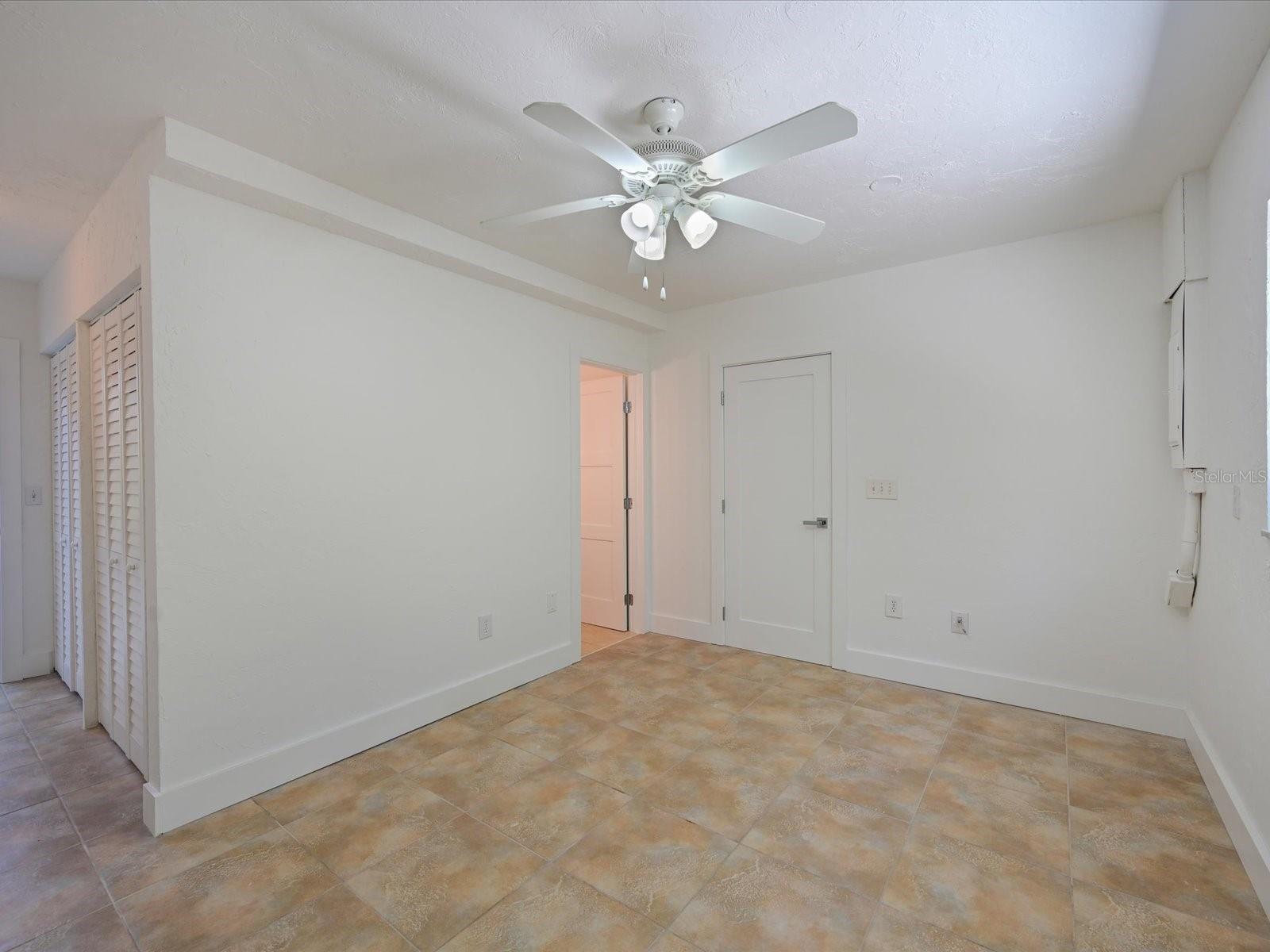 LONGBOAT KEY - Residential