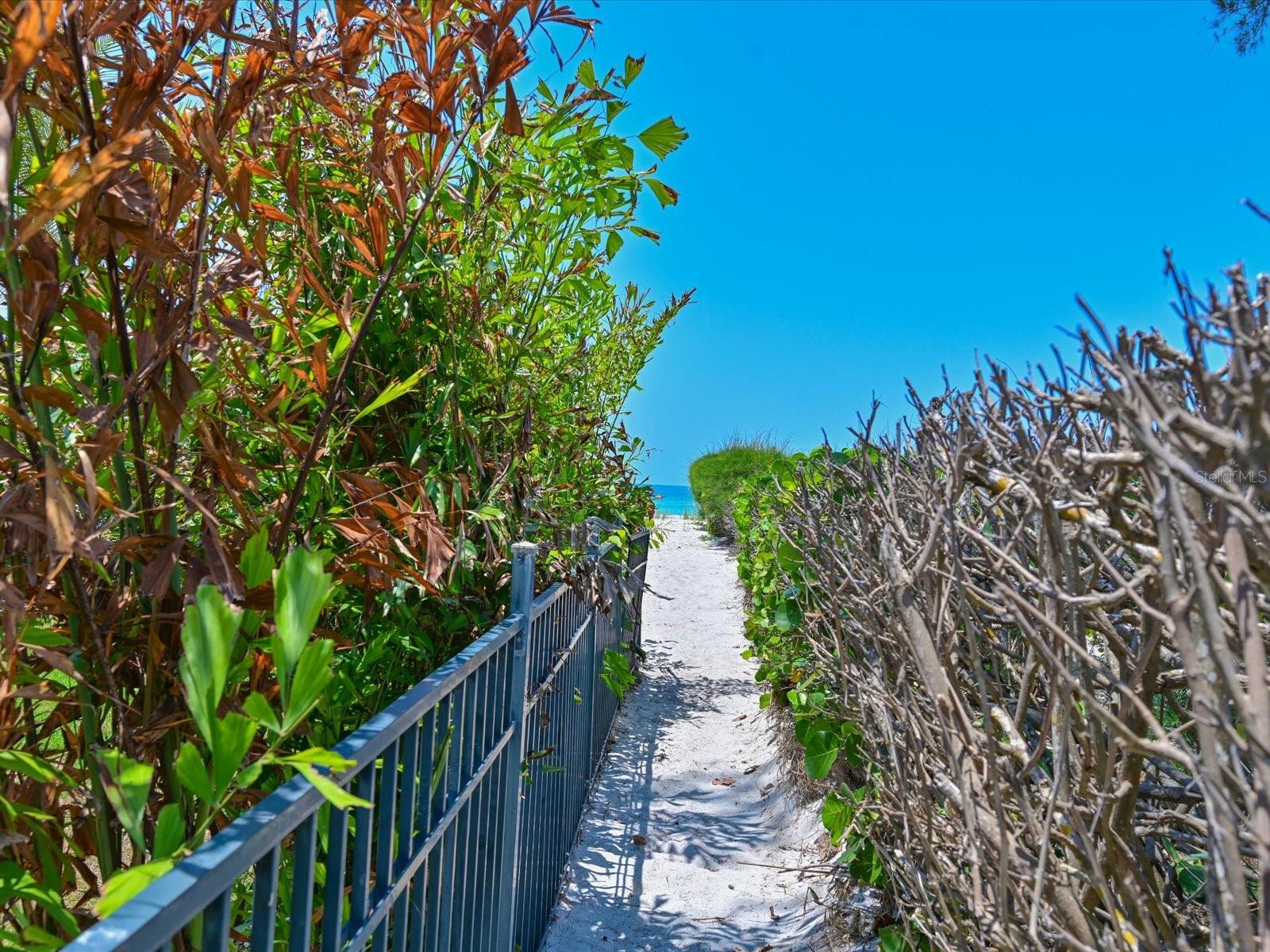 LONGBOAT KEY - Residential