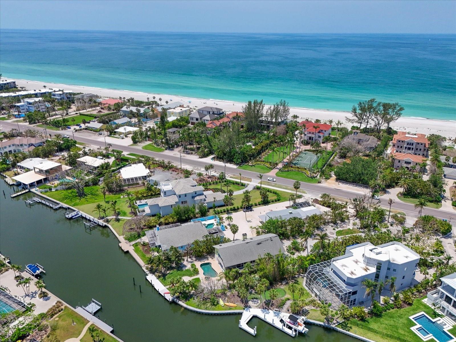 LONGBOAT KEY - Residential