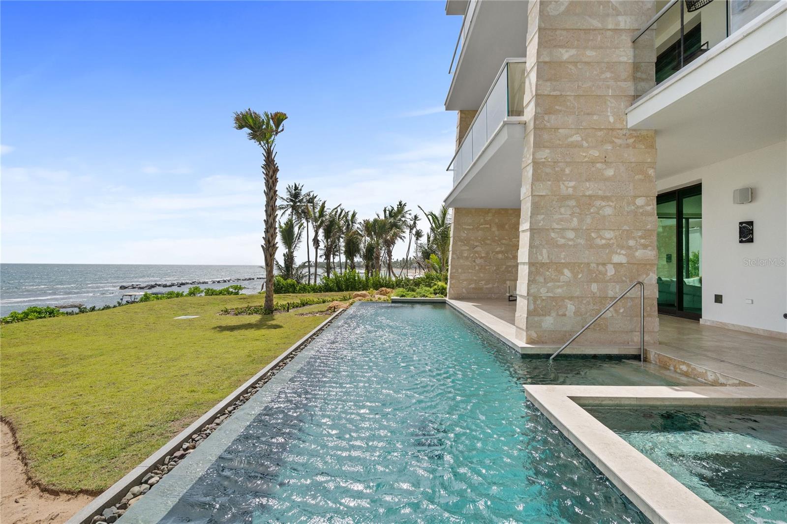 DORADO BEACH WEST POINT - Residential