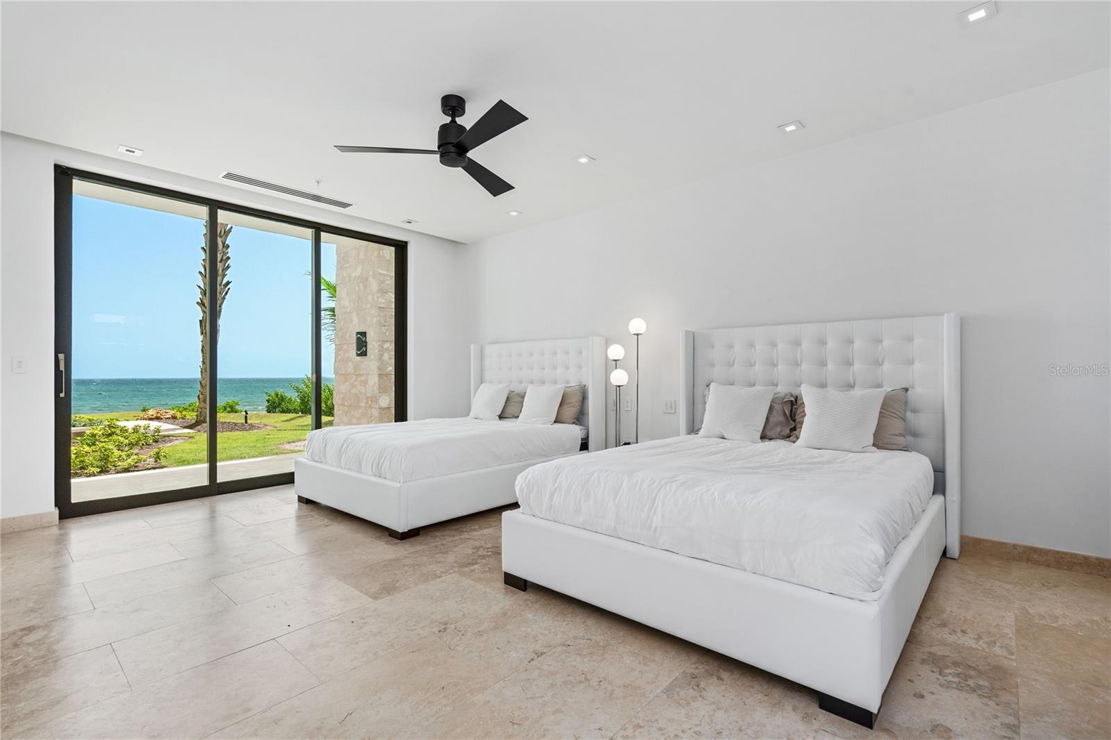 DORADO BEACH WEST POINT - Residential