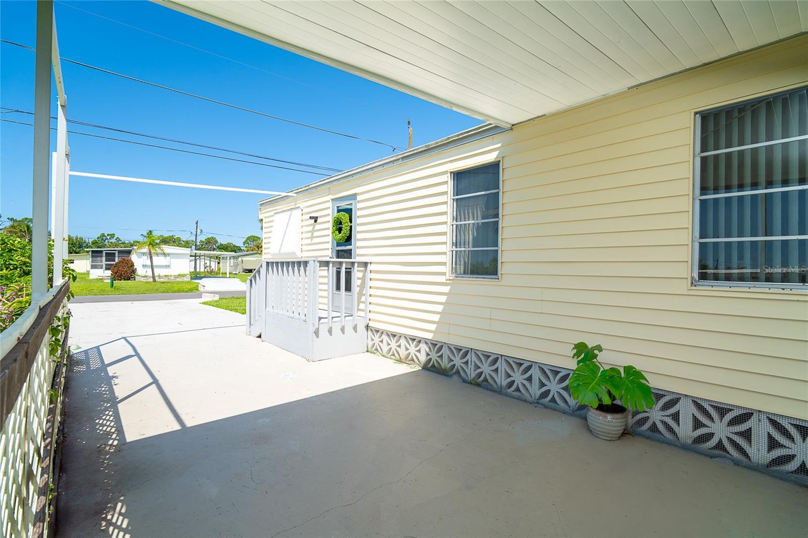 HOL MOB ESTATE 1ST ADD - Residential