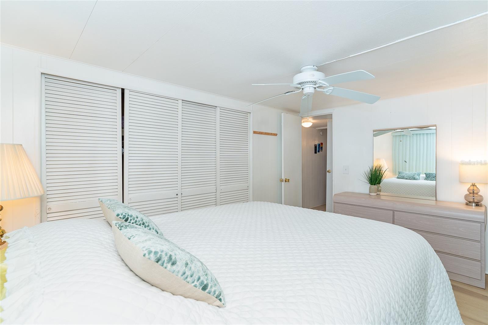 HOL MOB ESTATE 1ST ADD - Residential