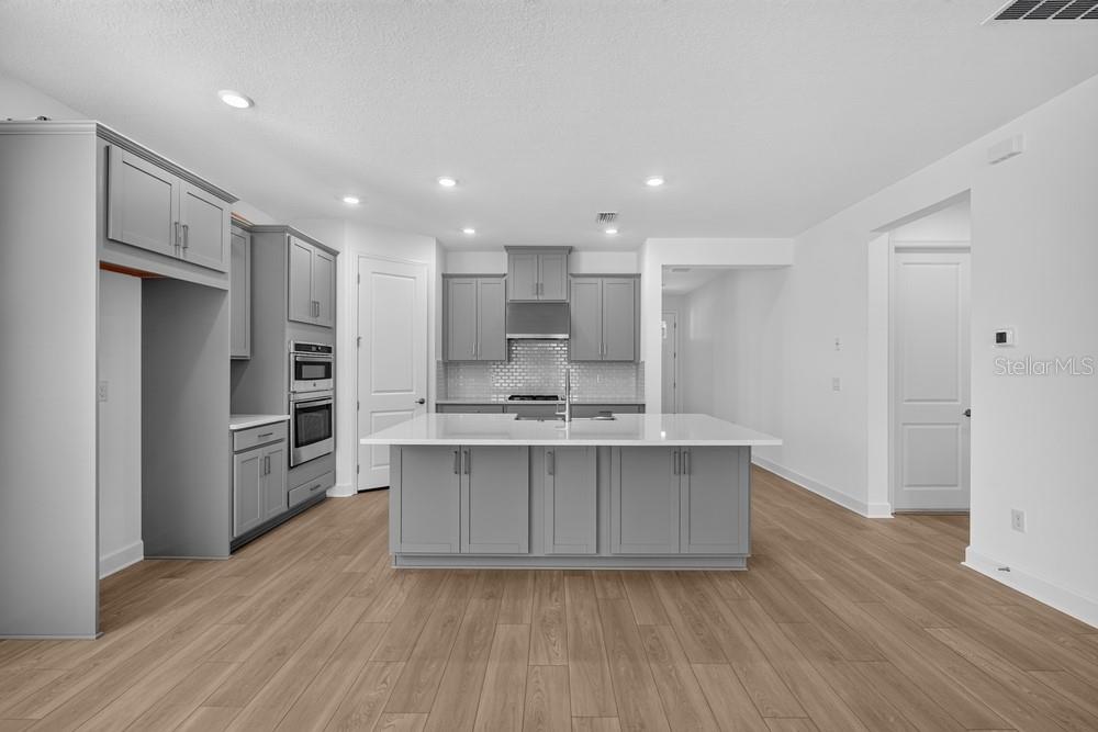 1623 ANSON LANE