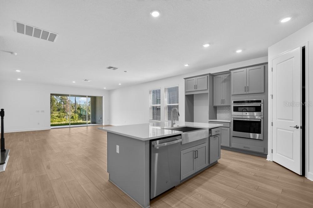 1623 ANSON LANE