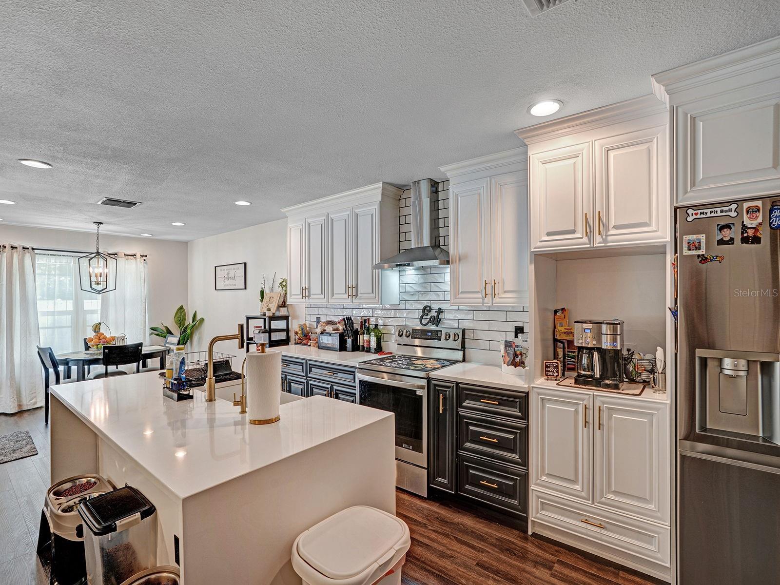 SUNRISE LAKES PH III SUB - Residential