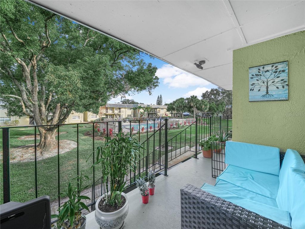 Photo of 525 Conway Road #100, Orlando, FL 32807 (MLS # L4958546)