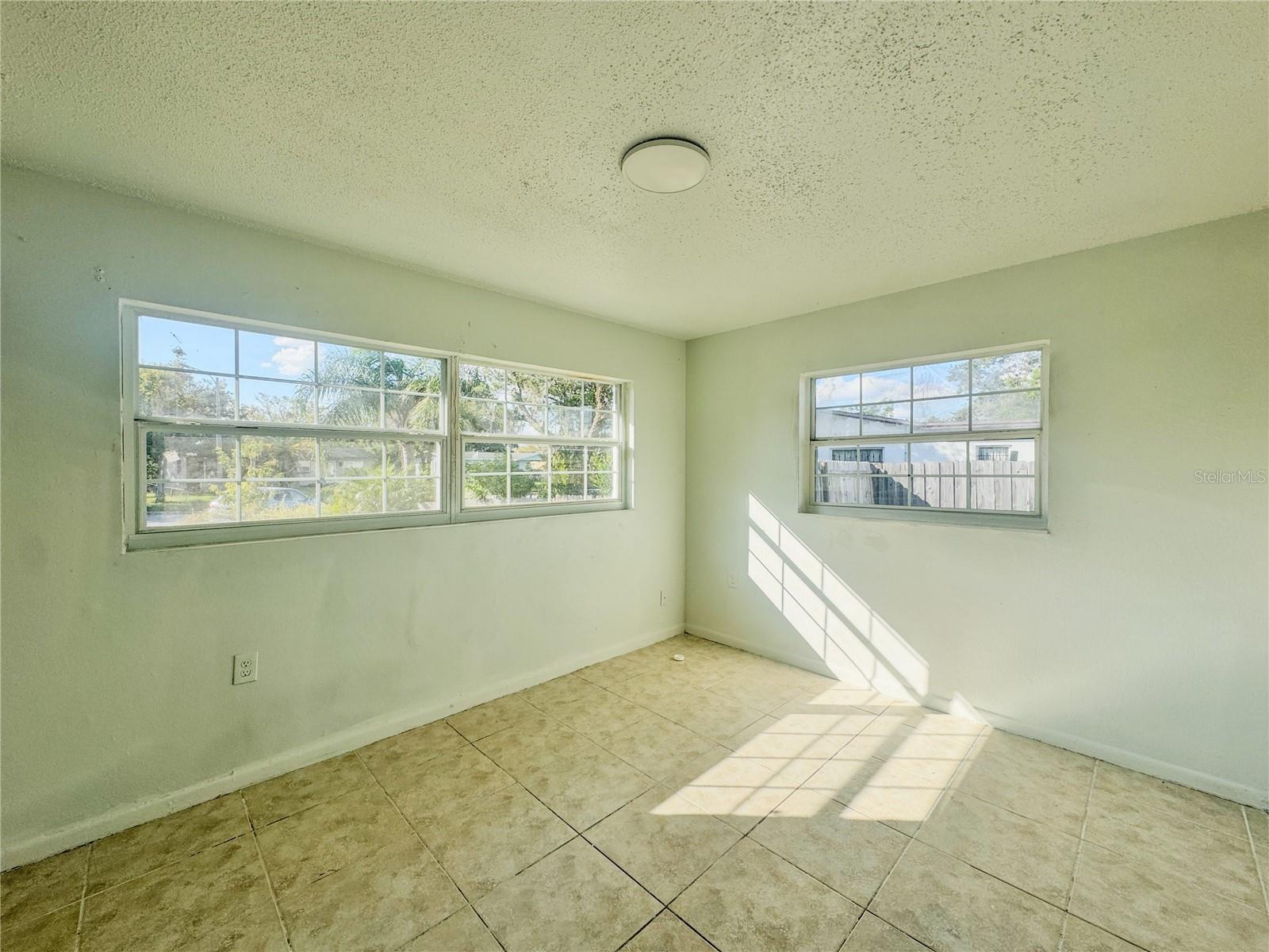 MALIBU GROVES FOURTH ADD - Residential