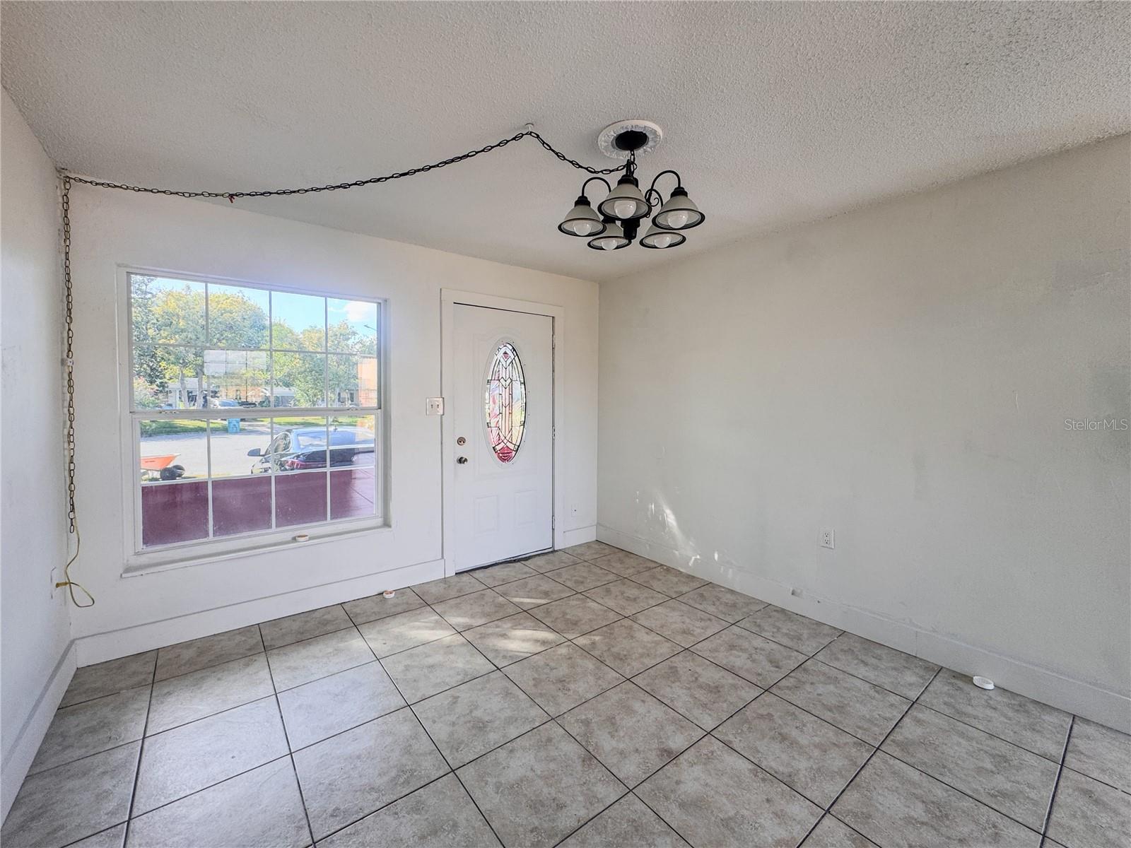 1471 KOZART COURT