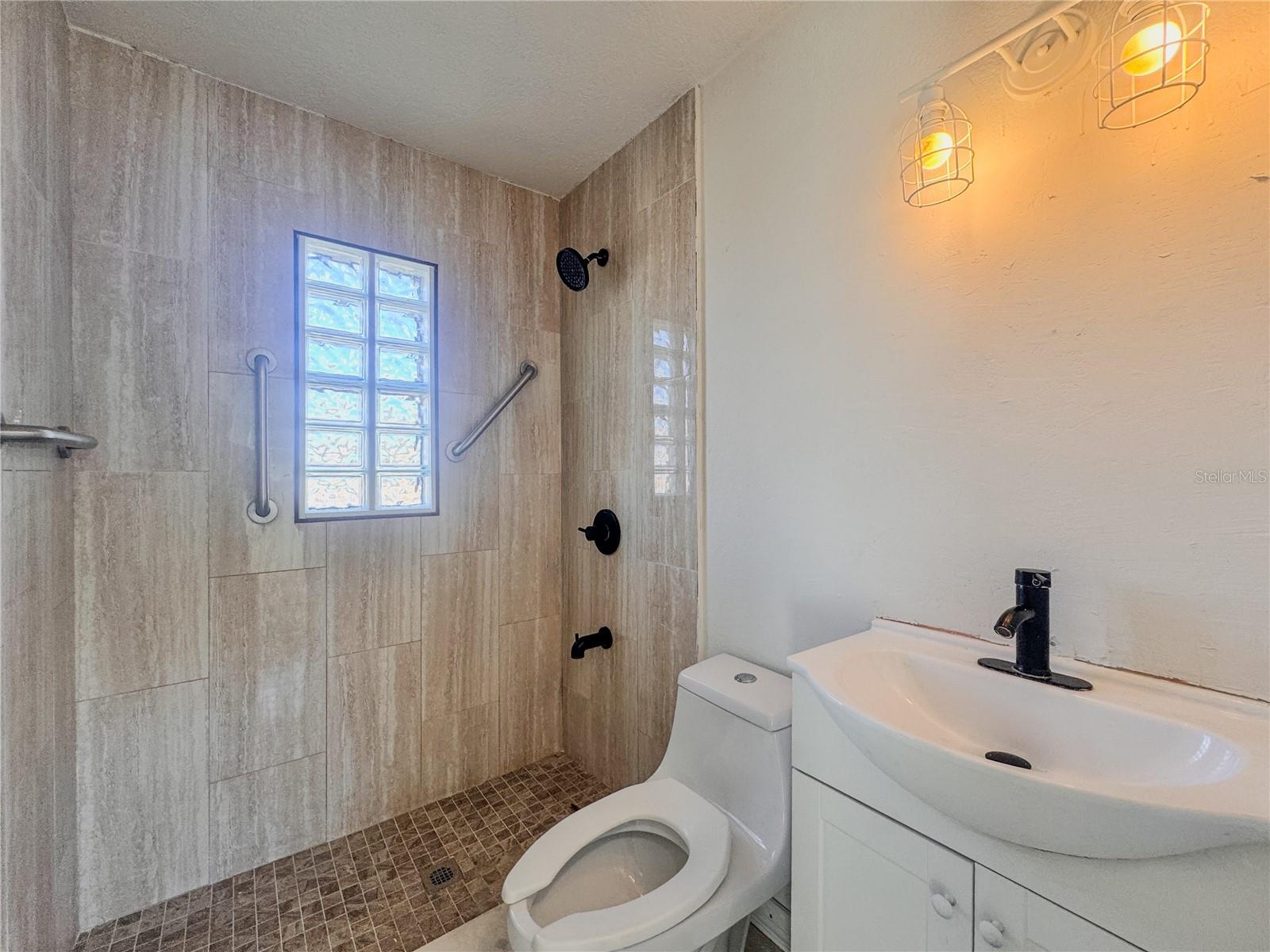 MALIBU GROVES FOURTH ADD - Residential