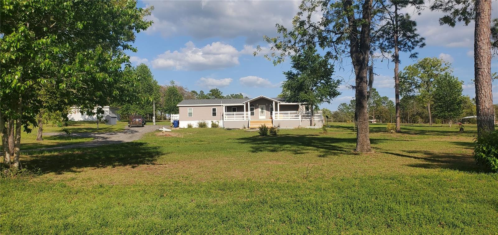 SUNNY HIGHLANDS - Residential