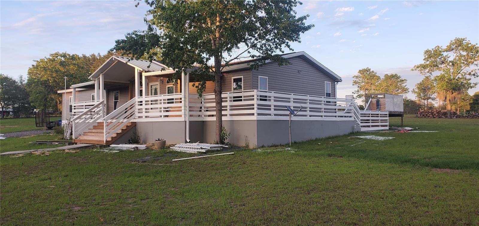 SUNNY HIGHLANDS - Residential