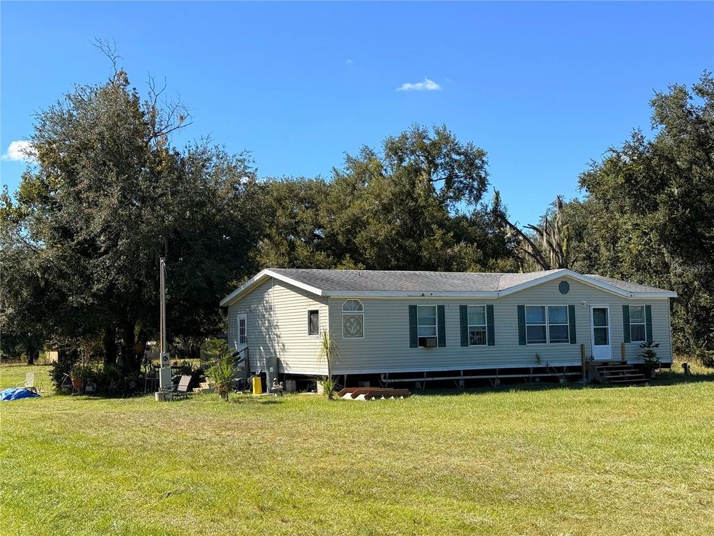Photo of 6625 S County Line Road, Plant City, FL 33567 (MLS # L4956611)