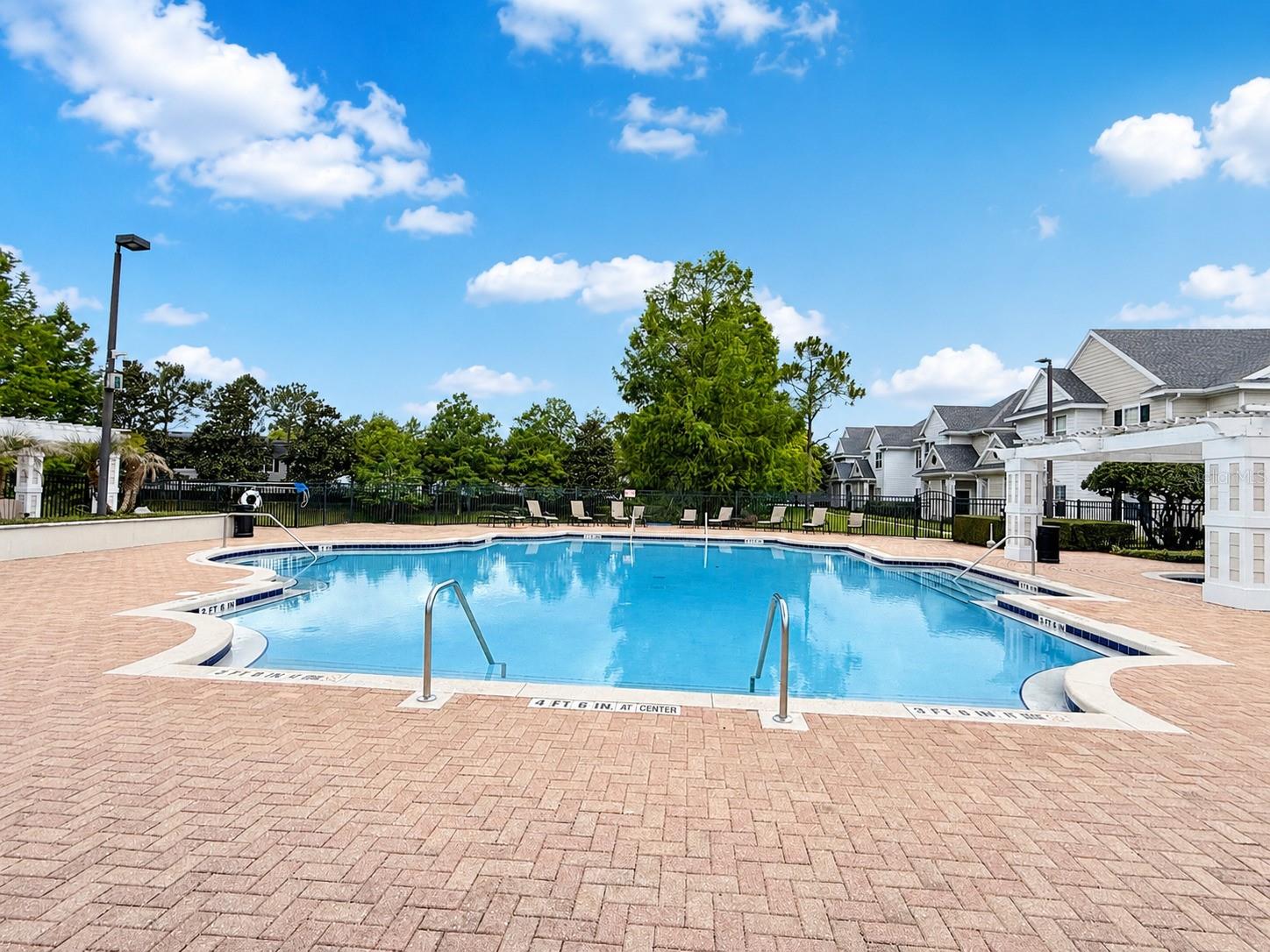 SOUTHERN PINES CONDOMINIUM - Residential Lease