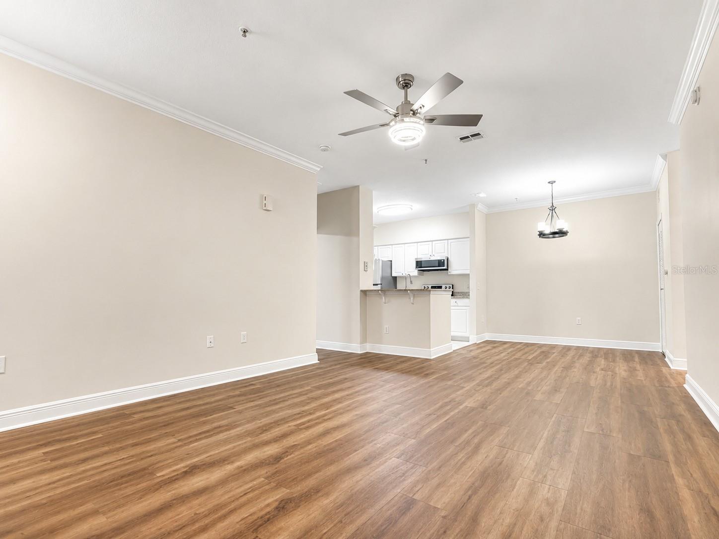 SOUTHERN PINES CONDOMINIUM - Residential Lease