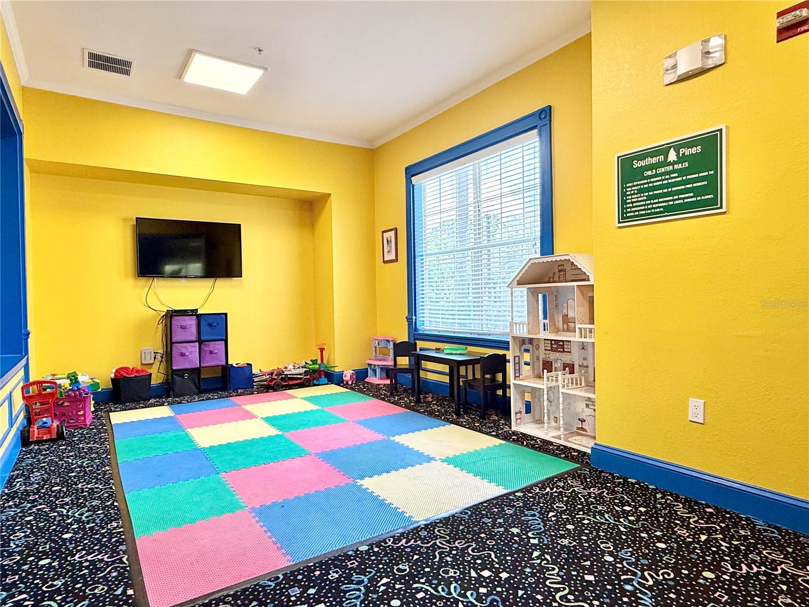 SOUTHERN PINES CONDOMINIUM - Residential Lease
