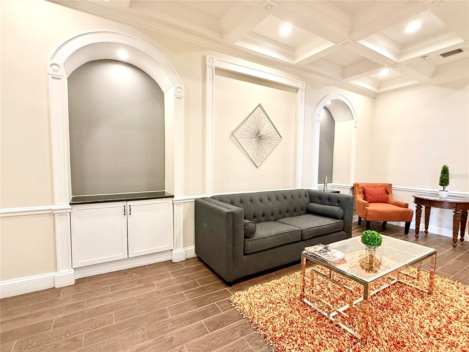 SOUTHERN PINES CONDOMINIUM - Residential Lease