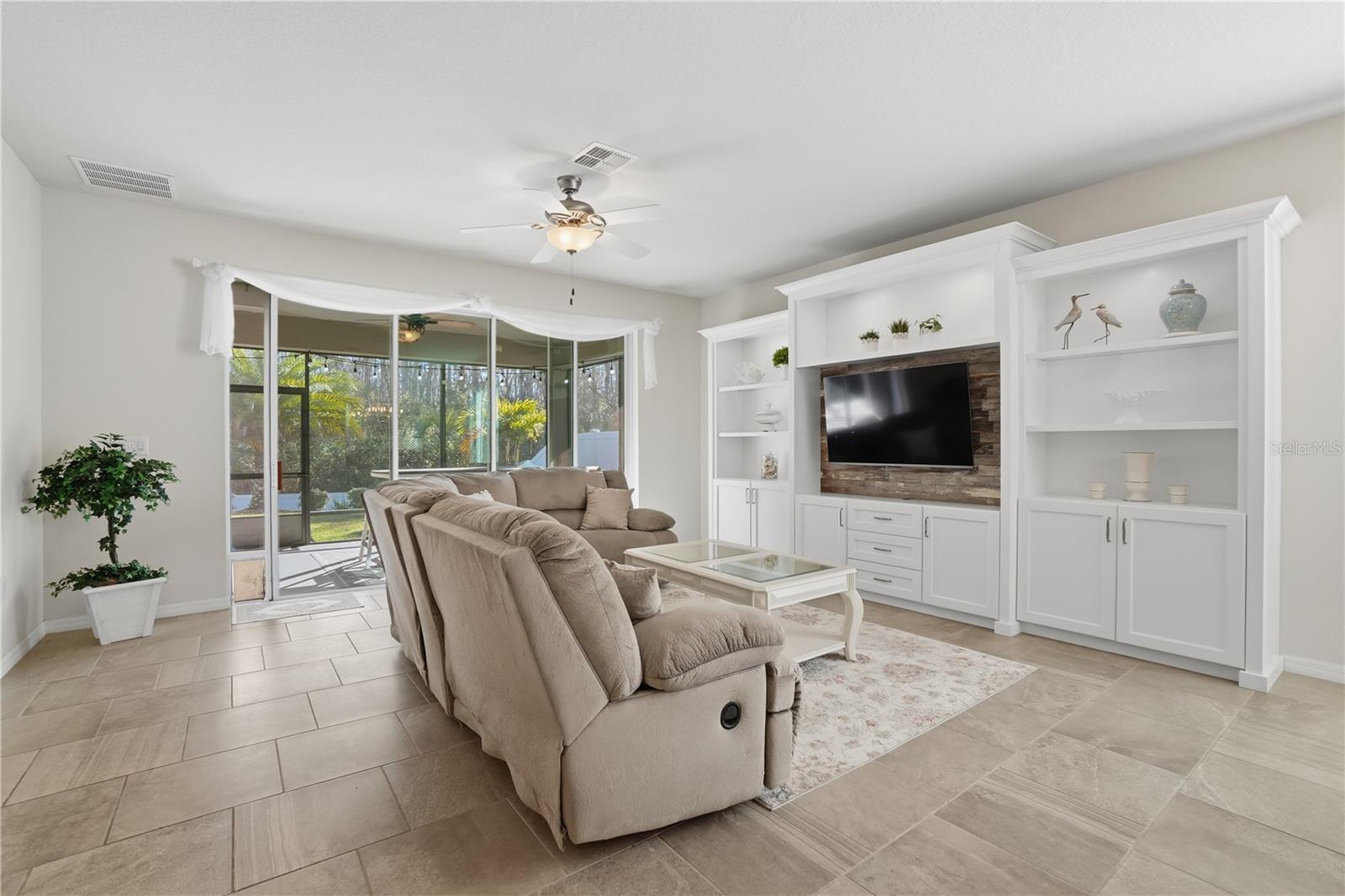 RANDAL PARK PH 4 - Residential