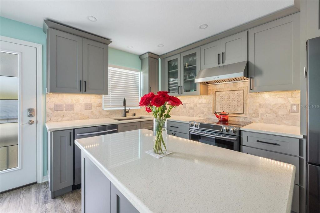 Photo of 116 Vista Hermosa Circle #204C, Sarasota, FL 34242 (MLS # A4652141)