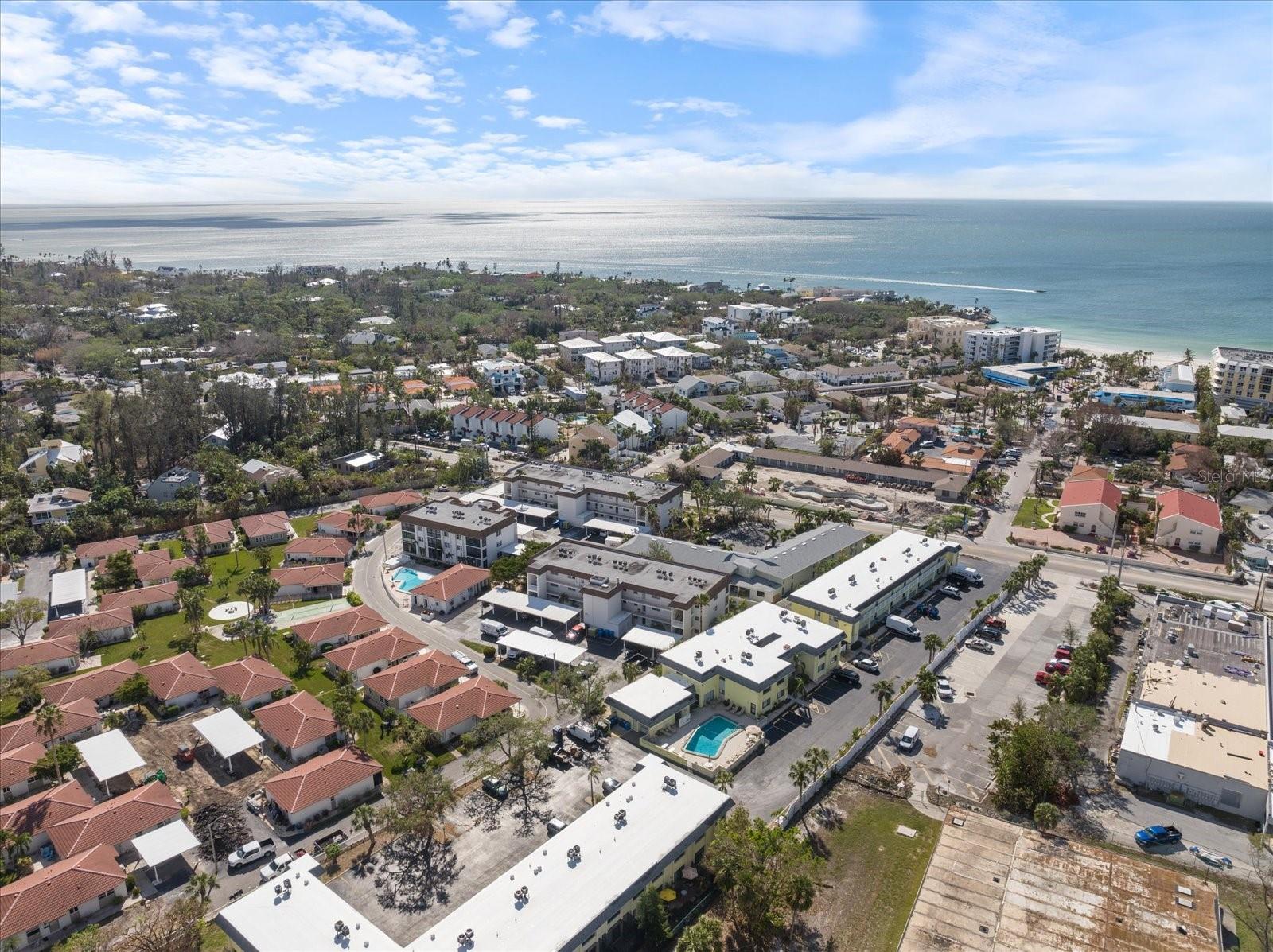 VISTA HERMOSA - Residential