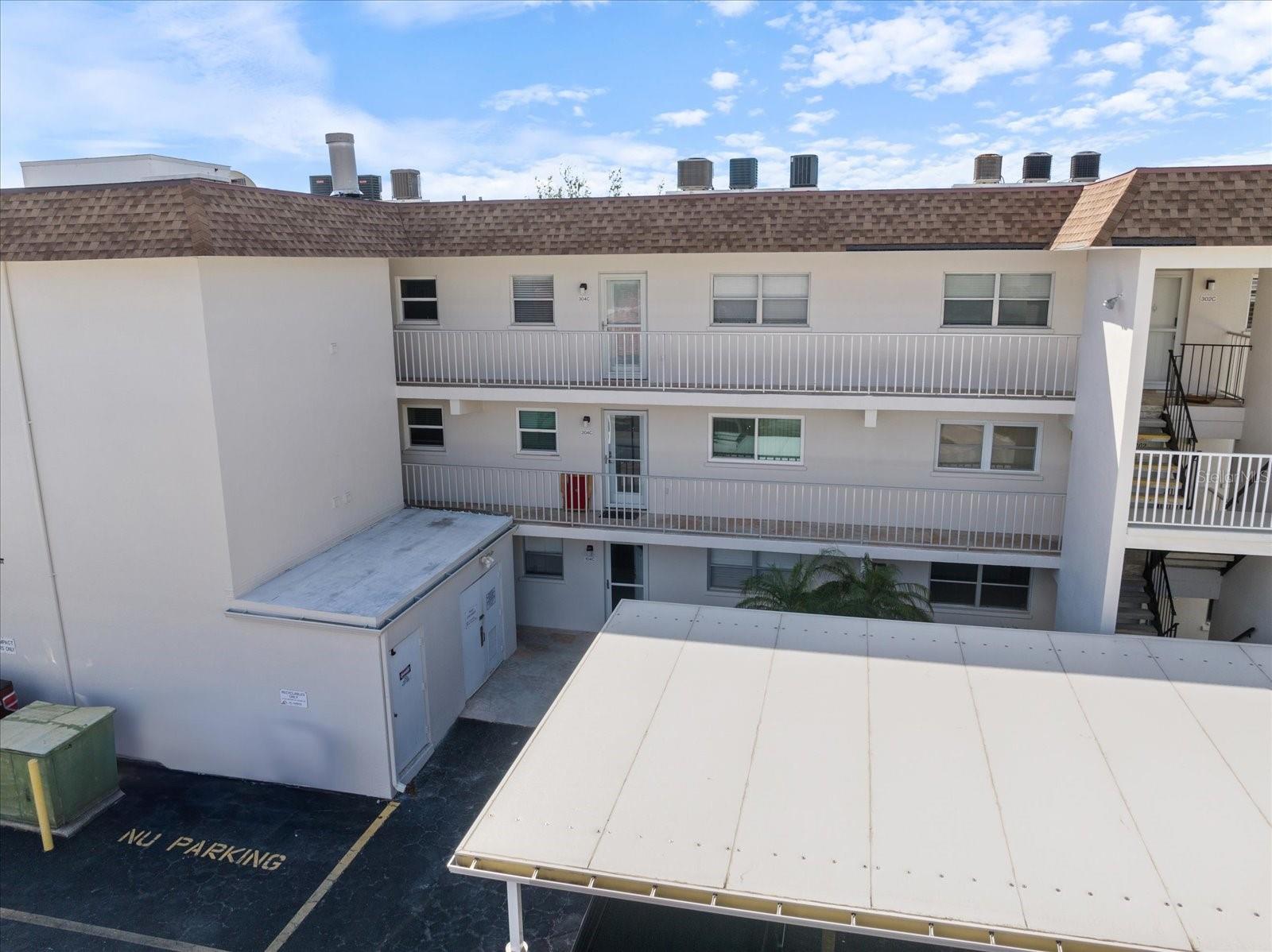VISTA HERMOSA - Residential