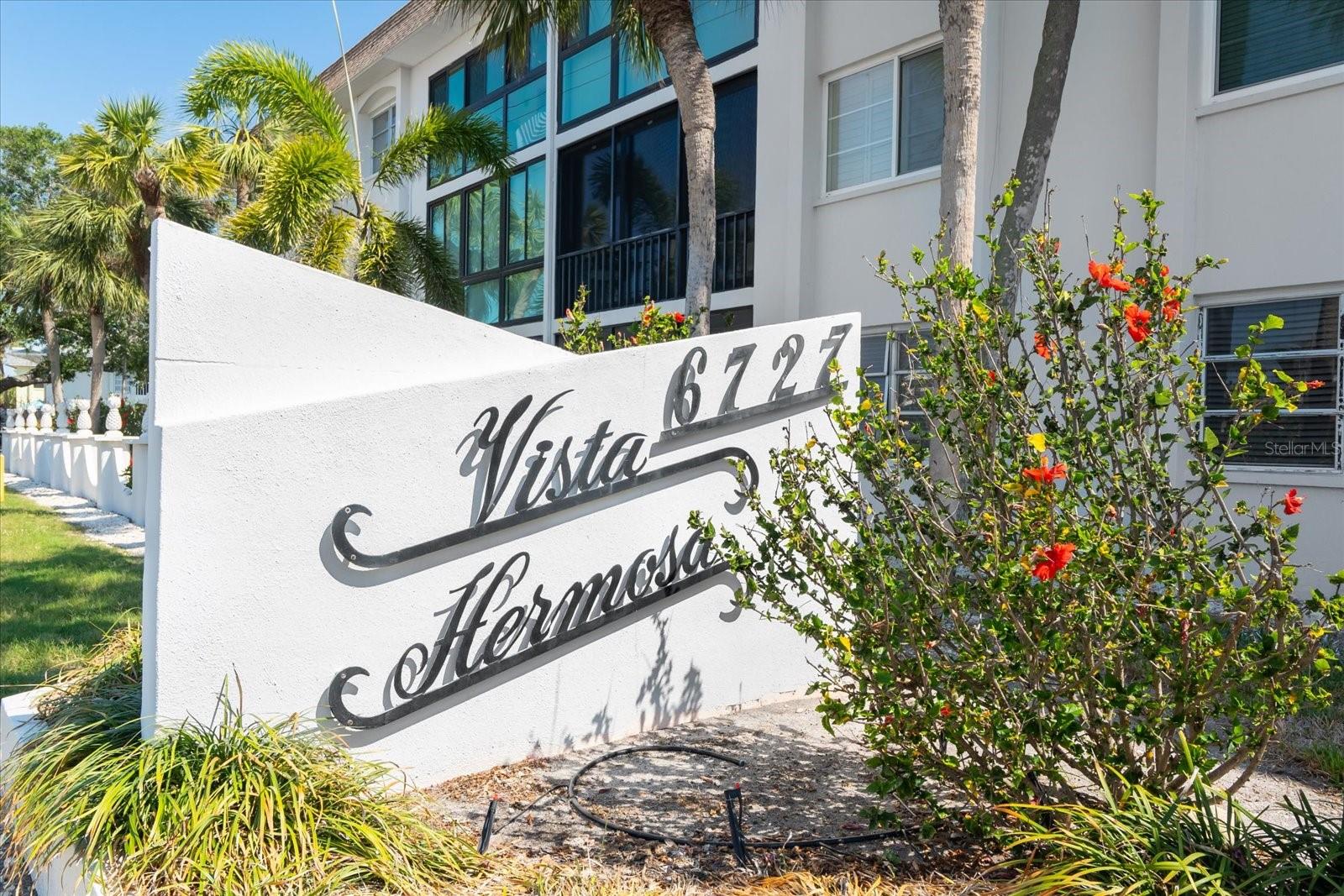 VISTA HERMOSA - Residential
