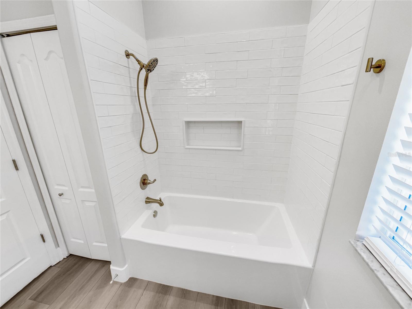 STONEYBROOK - Residential