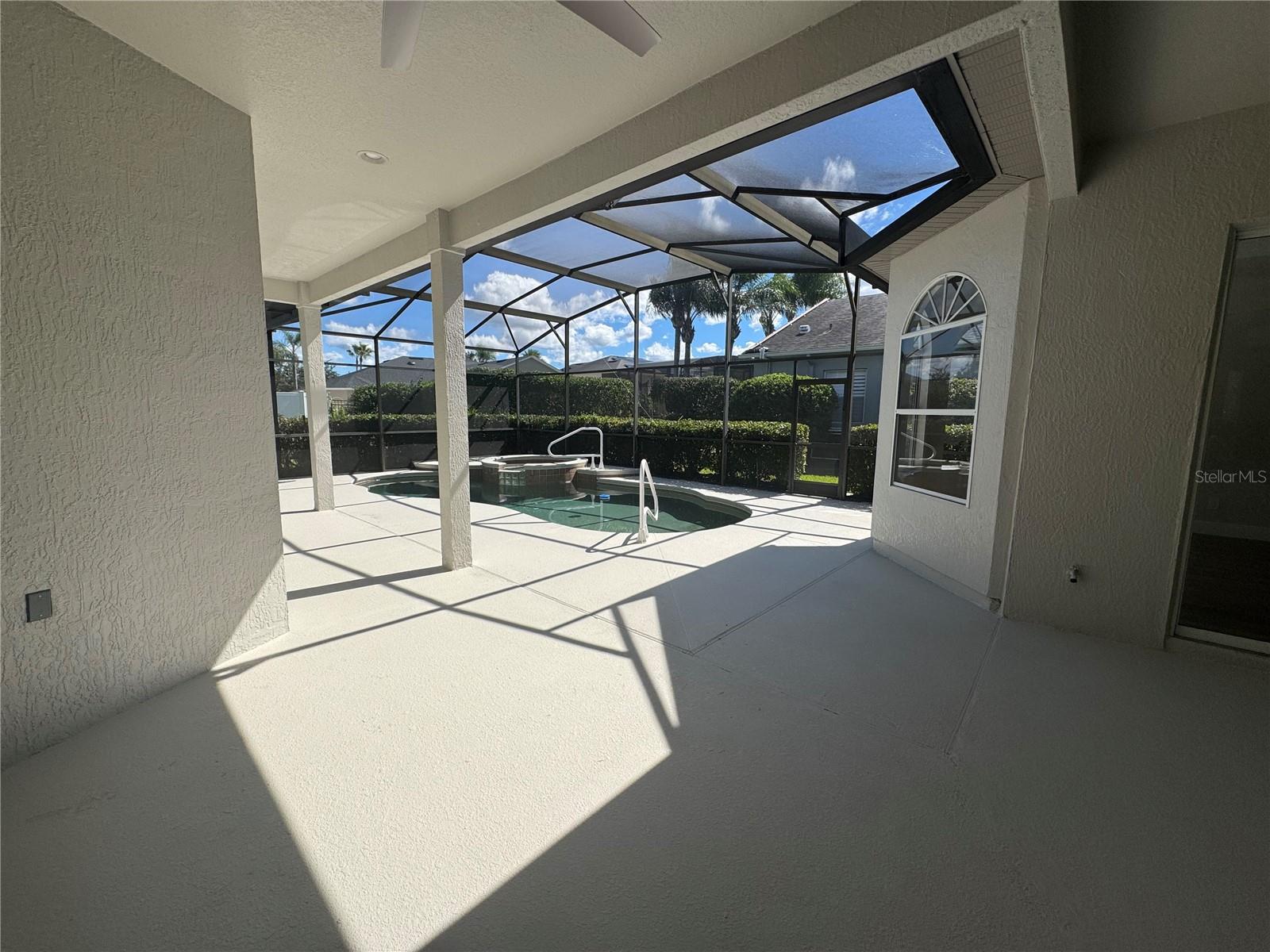 STONEYBROOK - Residential