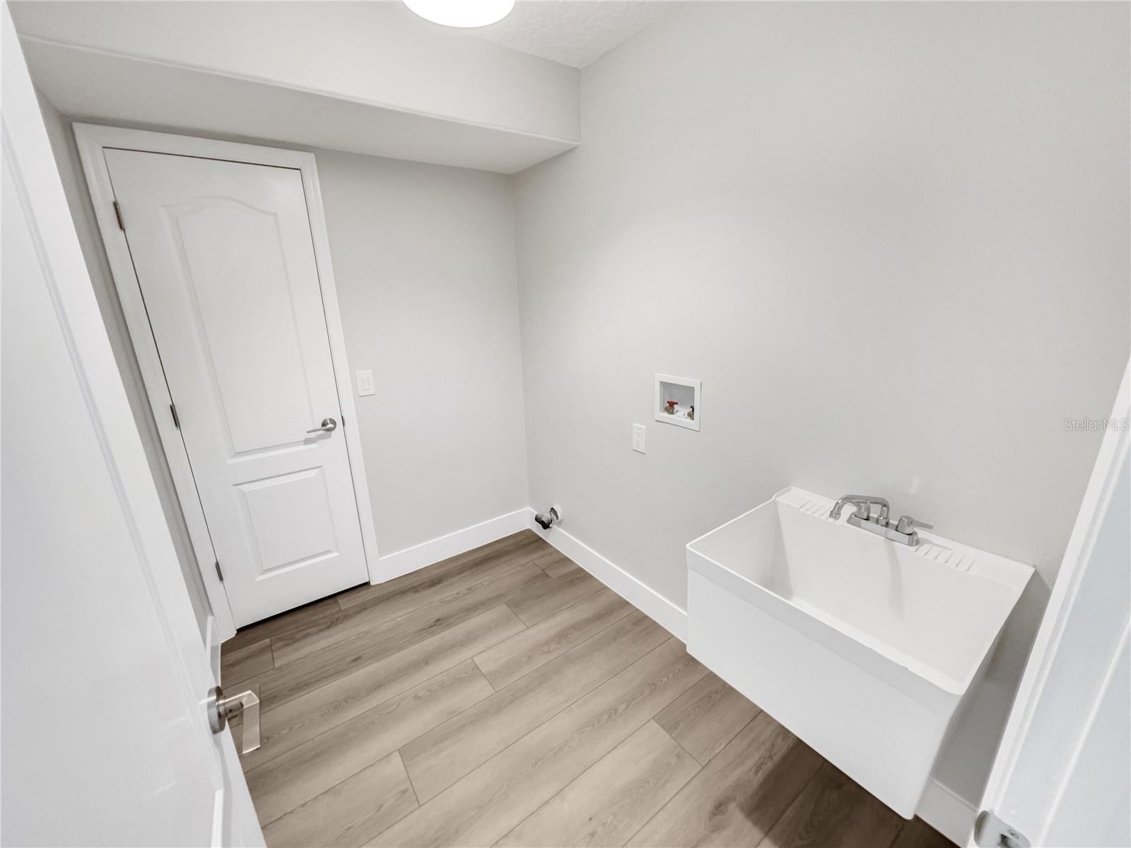 STONEYBROOK - Residential