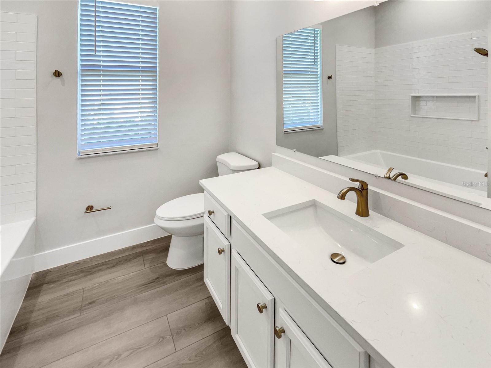 STONEYBROOK - Residential