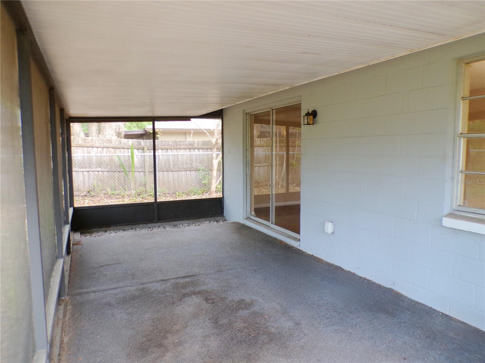 TURTLE LAKES - Residential