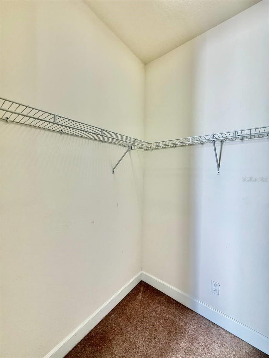 HEMINGWAY ESTATES PH 1-A - Residential Lease