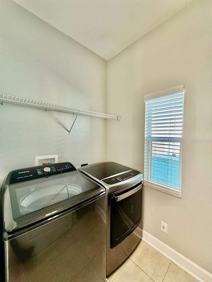 HEMINGWAY ESTATES PH 1-A - Residential Lease