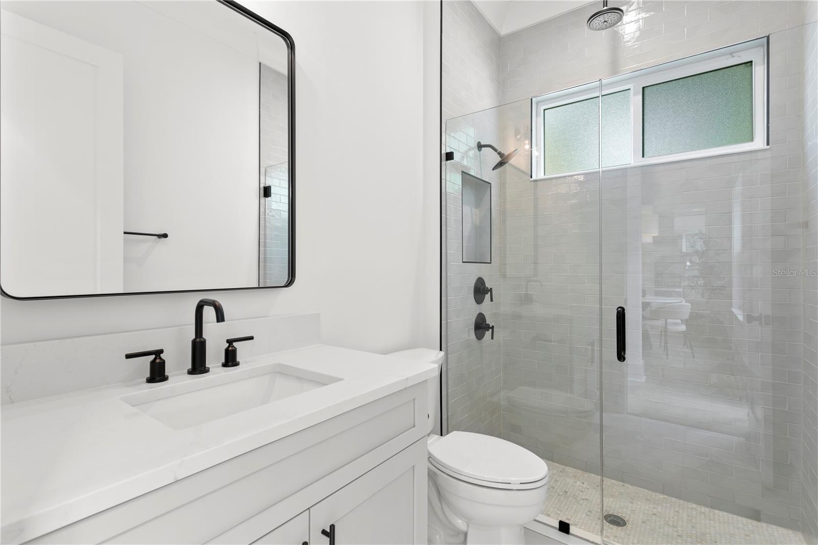 WEST SHORE CREST - Residential