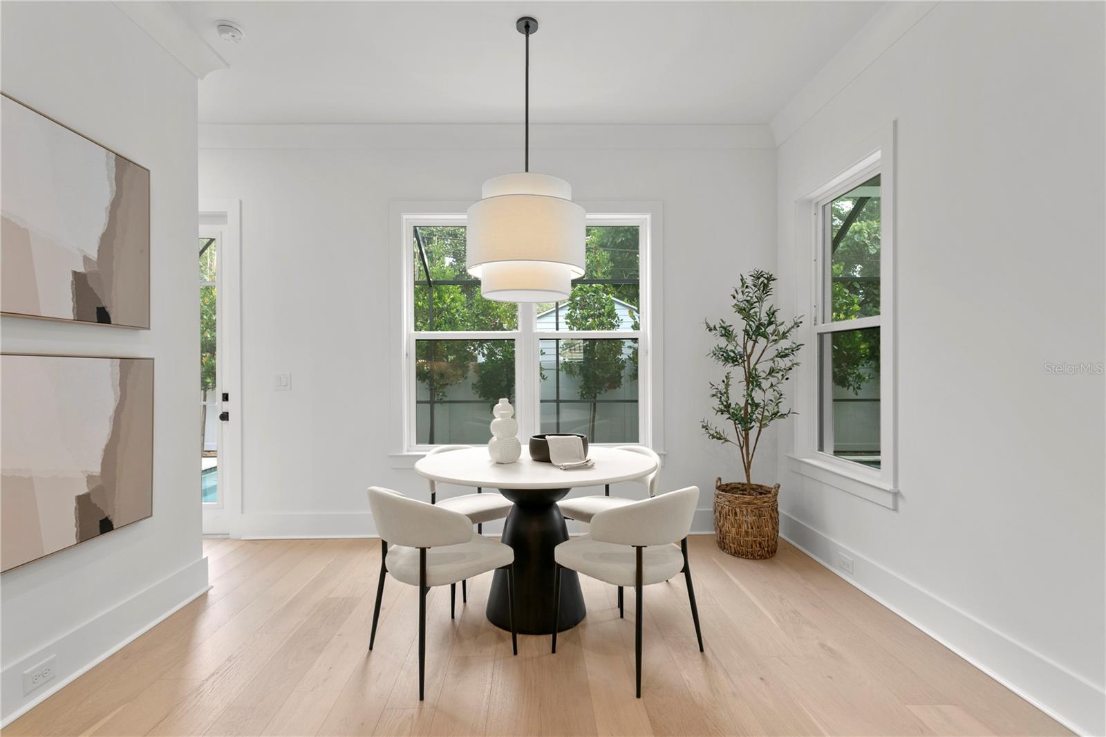 WEST SHORE CREST - Residential