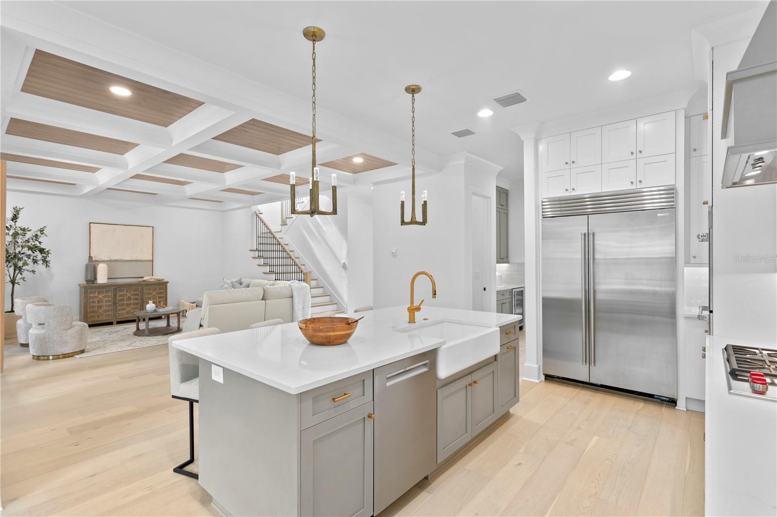 WEST SHORE CREST - Residential