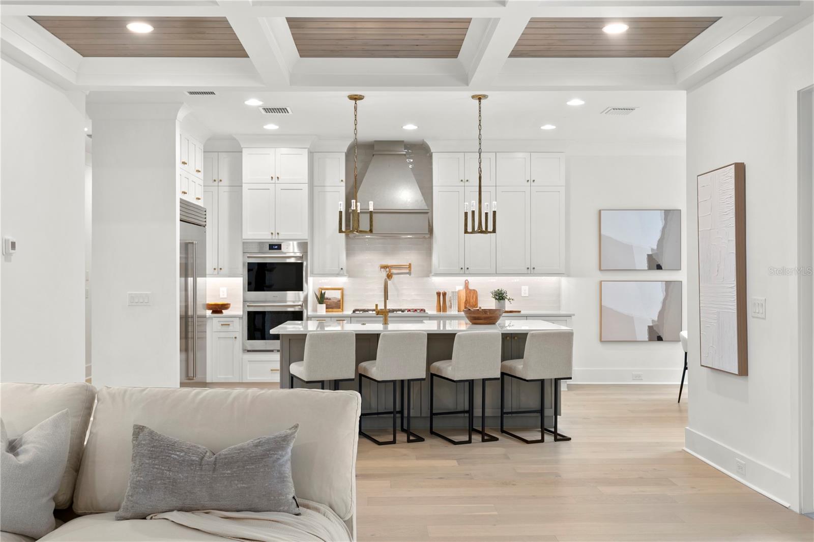 WEST SHORE CREST - Residential