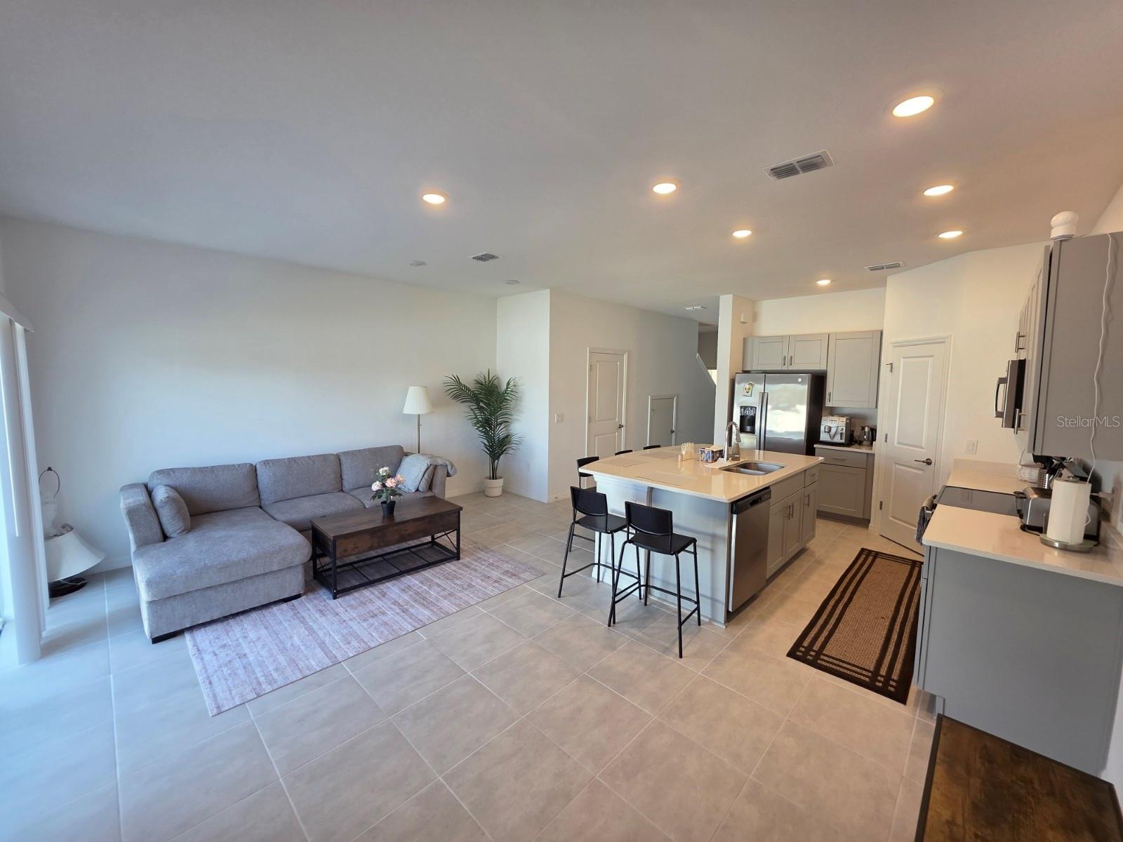 BELLALAGO POD G TWNHMS - Residential Lease