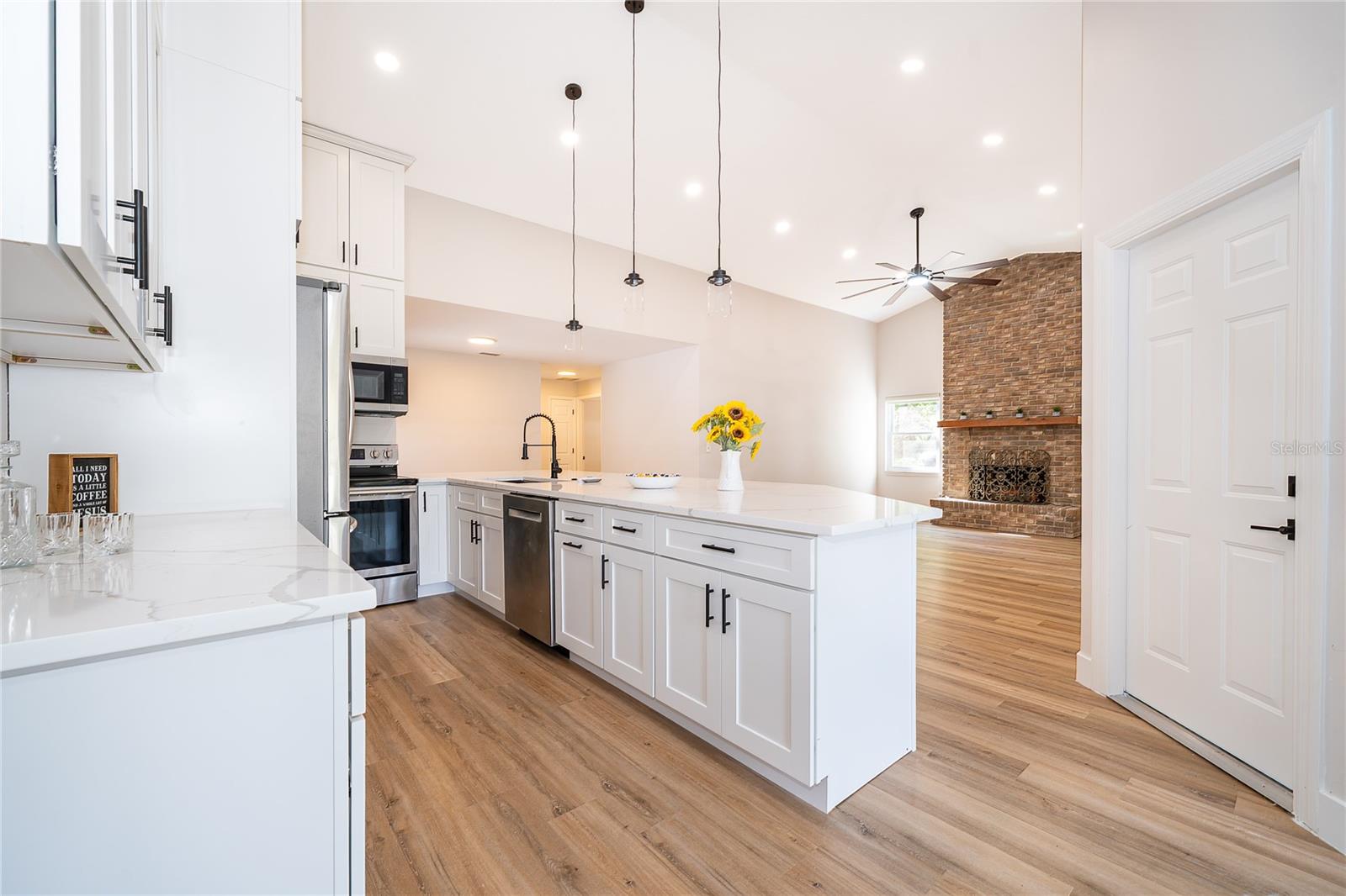 ROCKET CITY - Residential