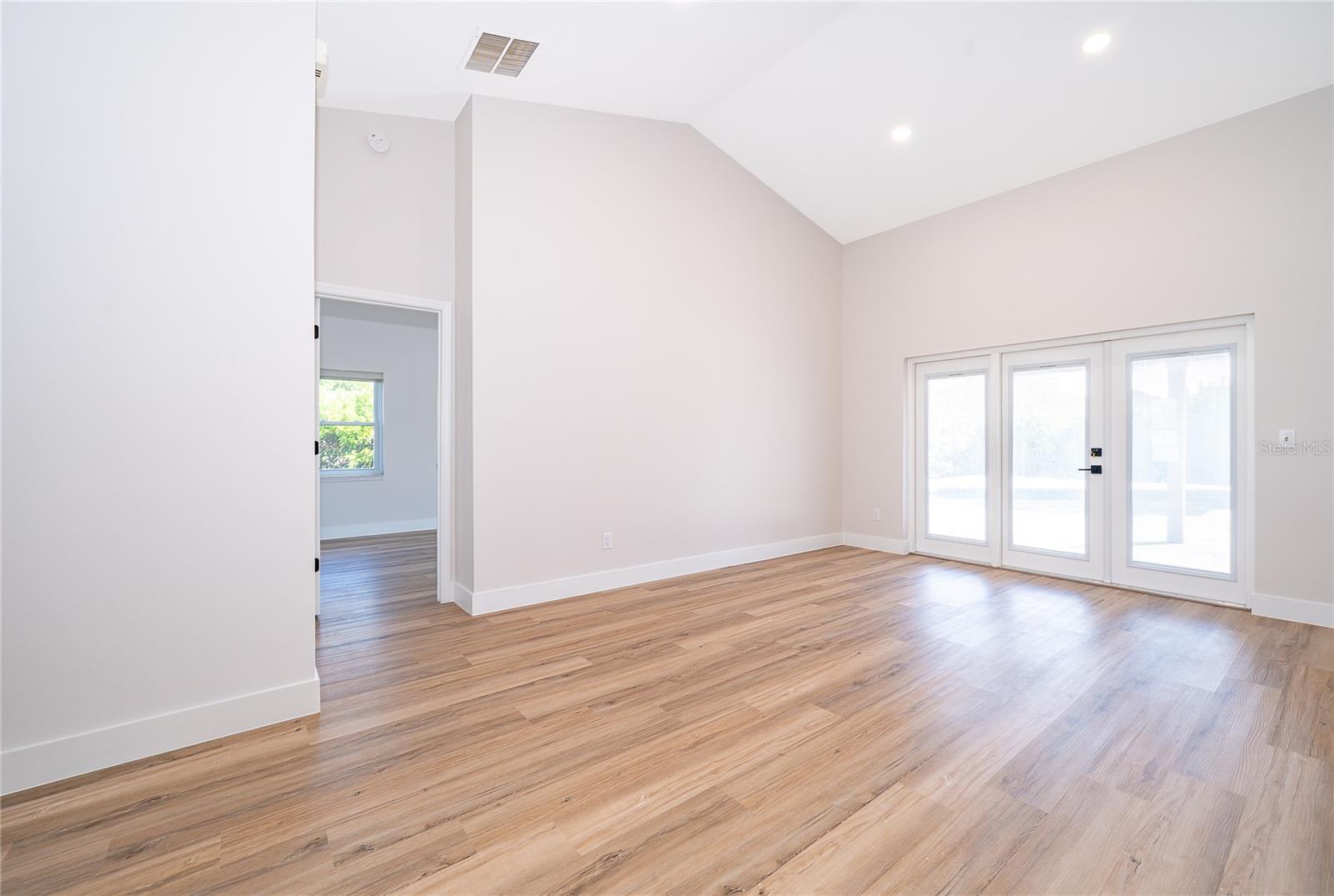 ROCKET CITY - Residential