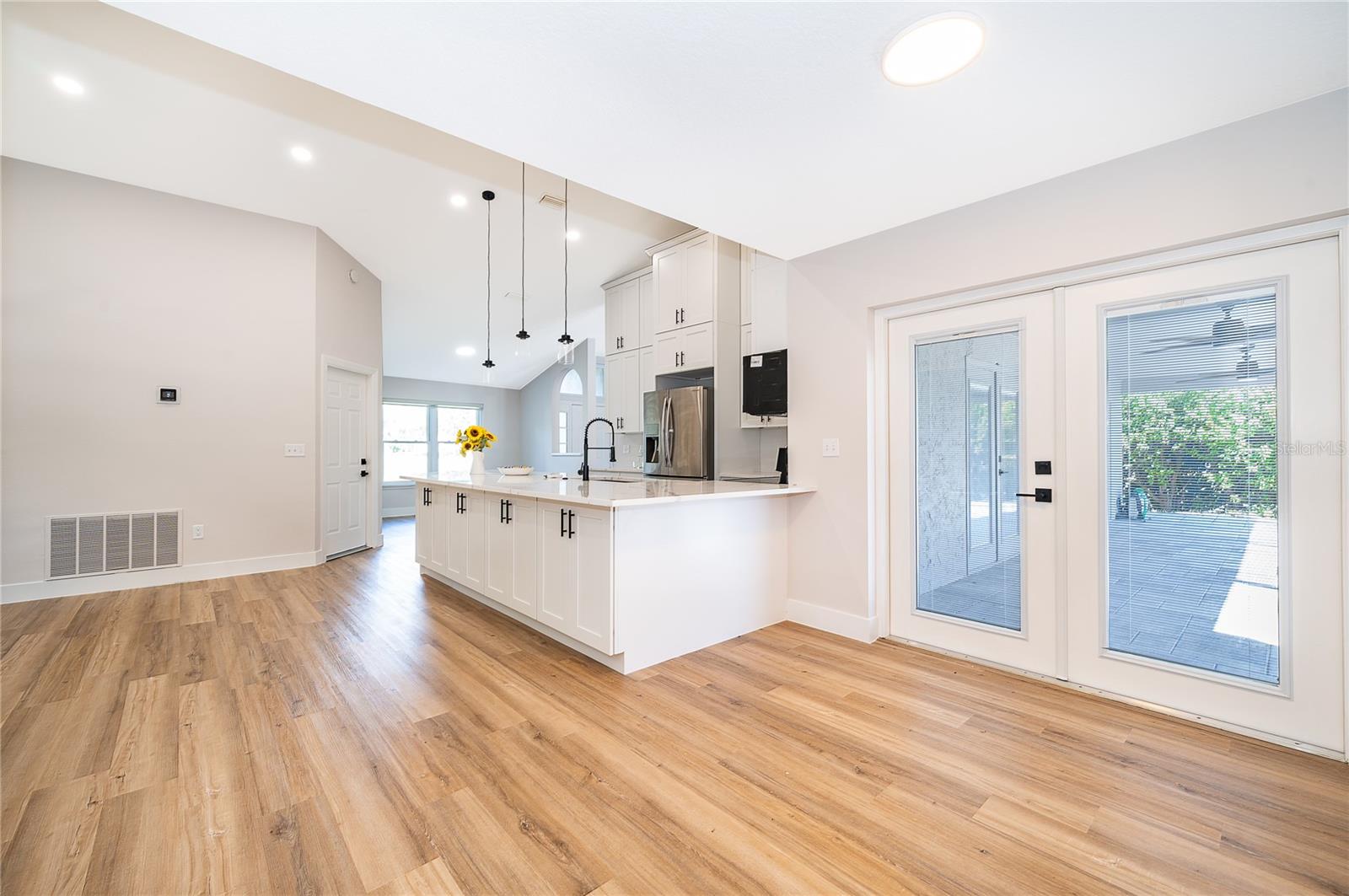 ROCKET CITY - Residential