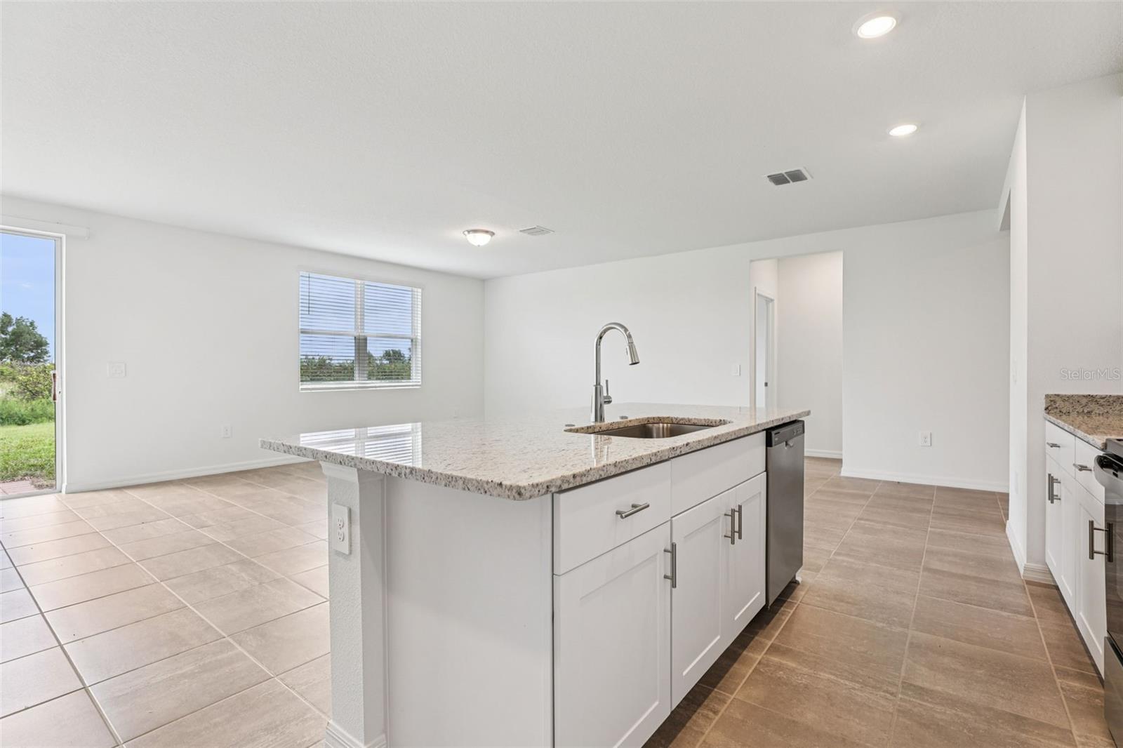 HAMILTON BLUFF - Residential