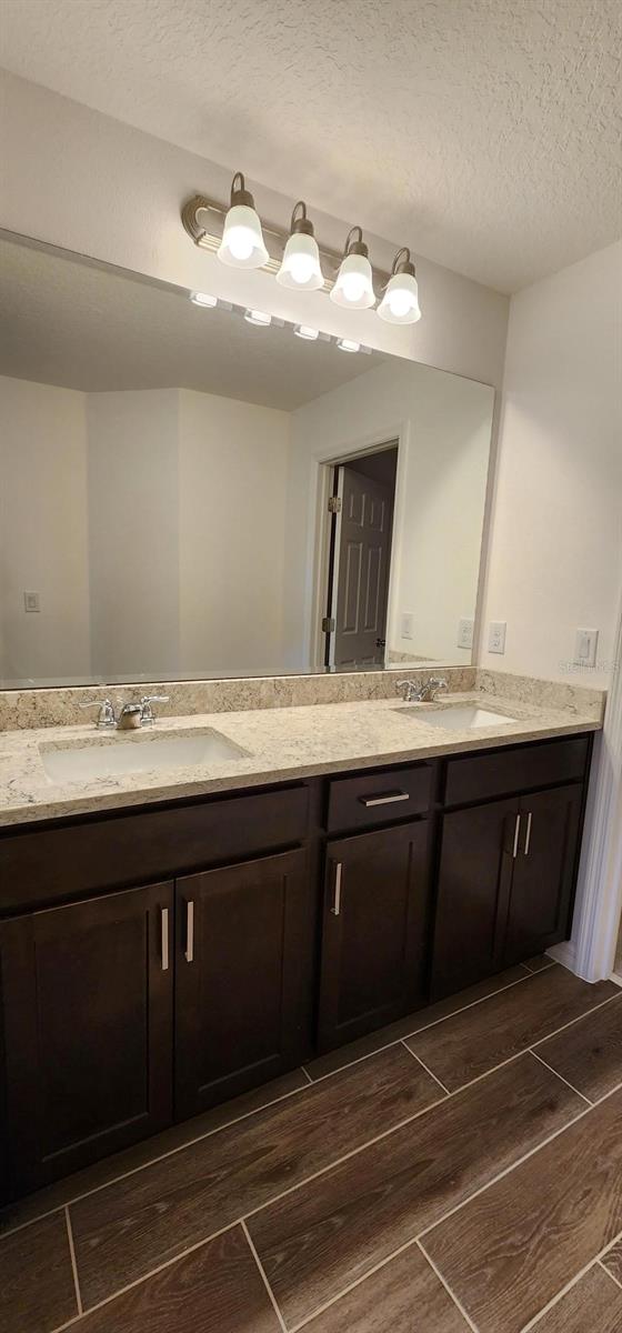 LAKE LINCOLN - Residential