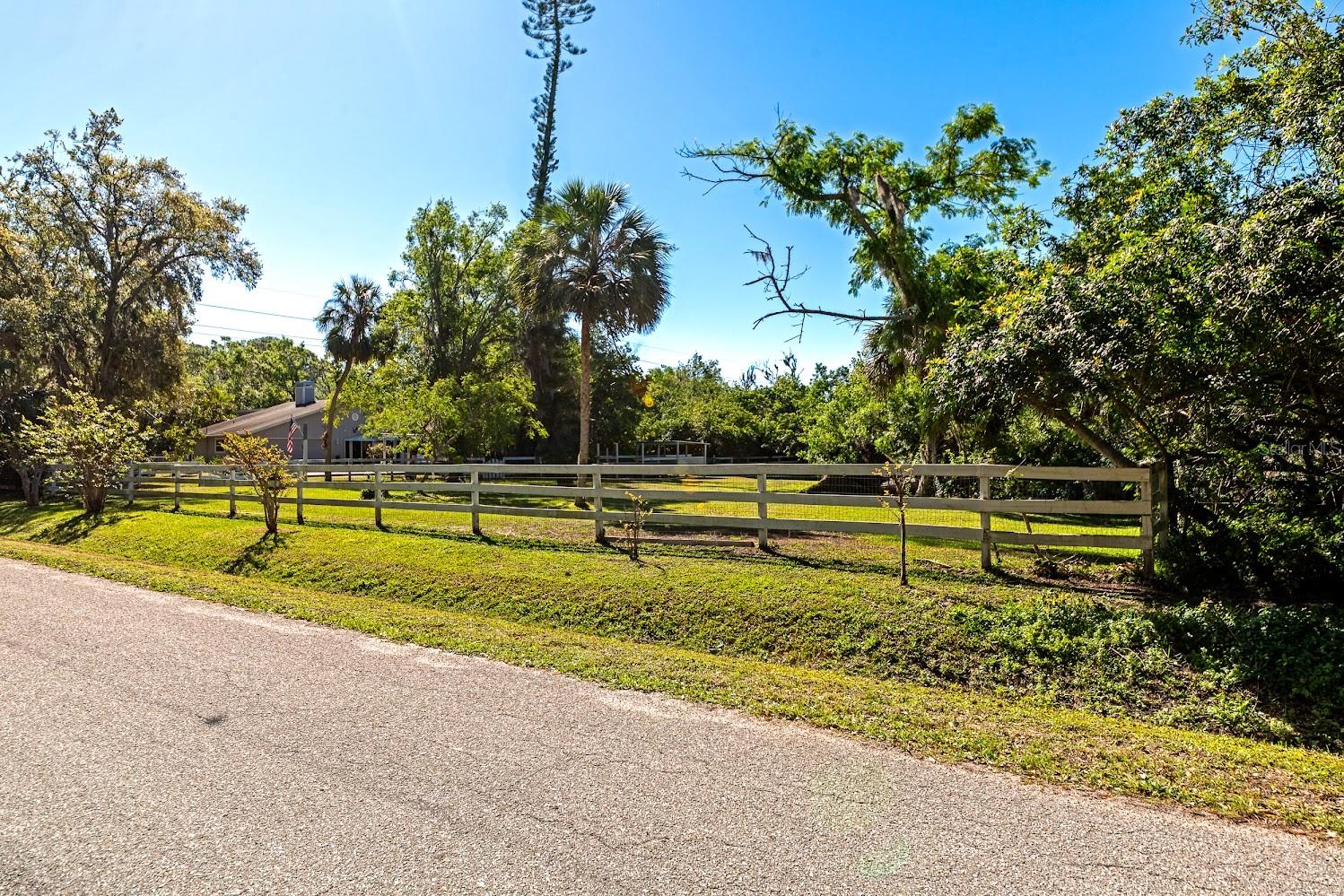 DESOTO ACRES - Residential