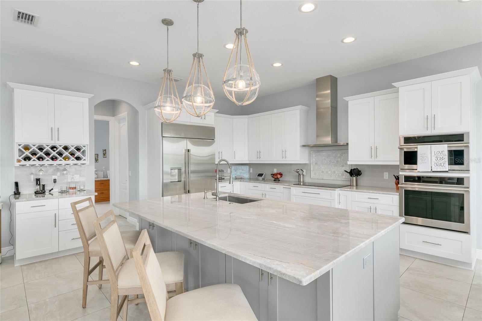 FLOR A MAR, GULF HARBORS - Residential